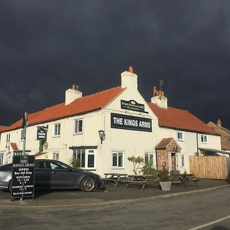 Kings Arms Hotel Thirsk Ngoại thất bức ảnh