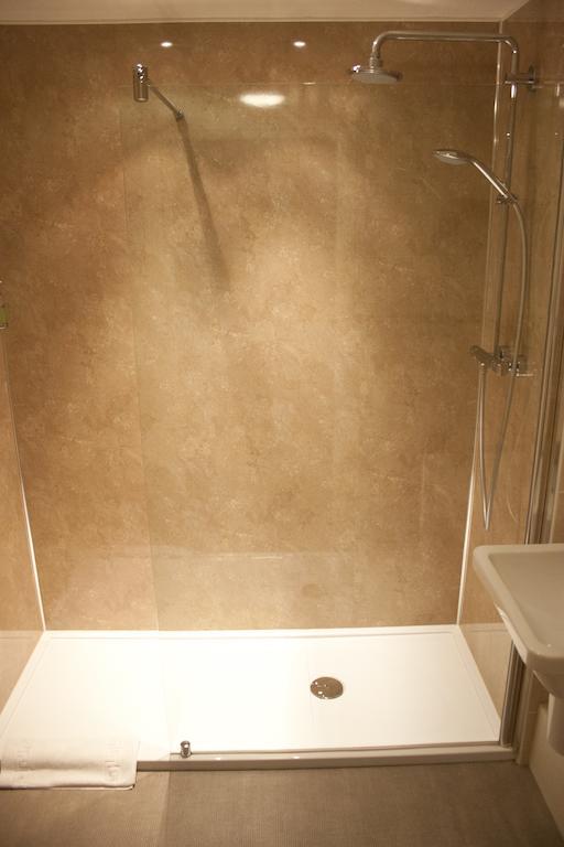 Kings Arms Hotel Thirsk Phòng bức ảnh